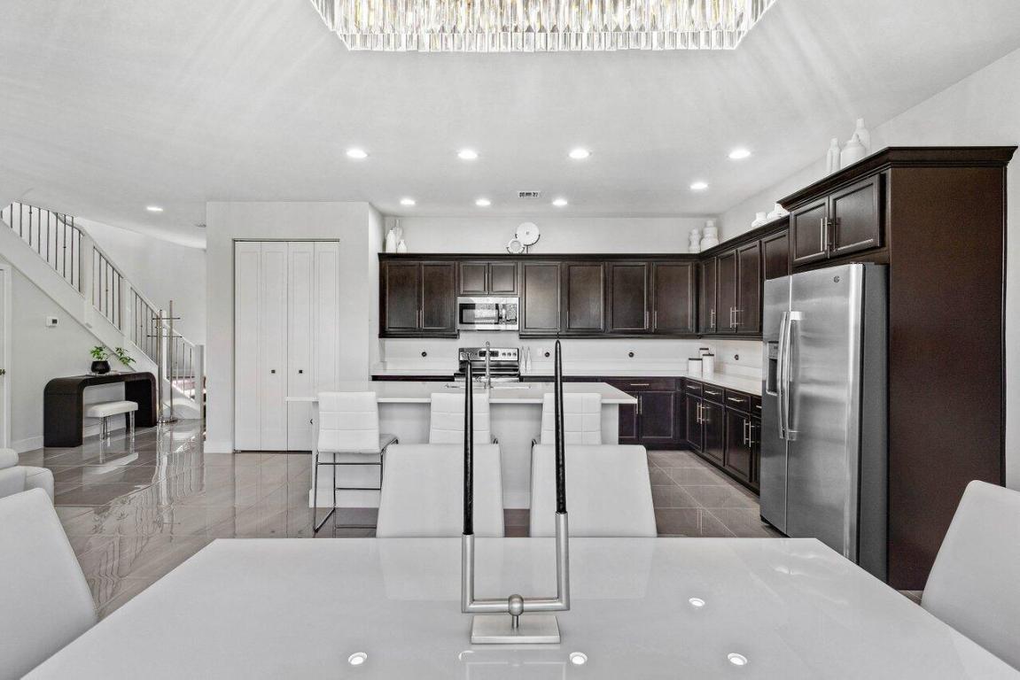 SKY COVE - Residential