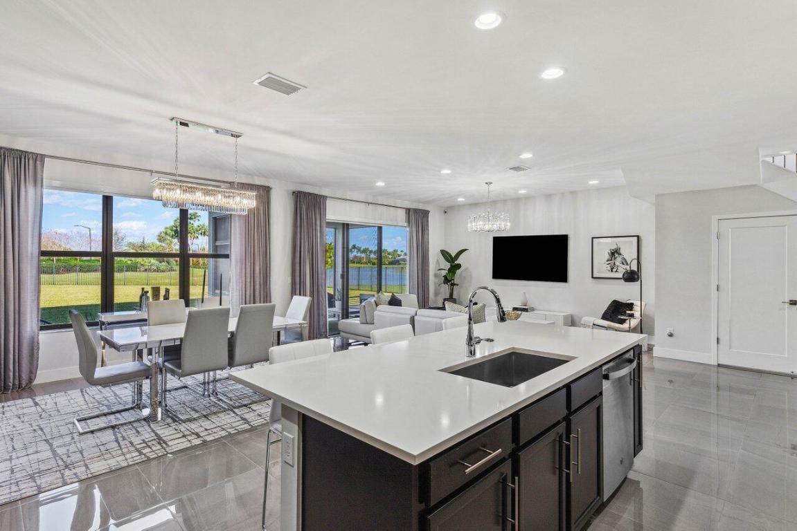 SKY COVE - Residential