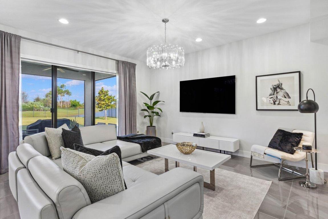 SKY COVE - Residential