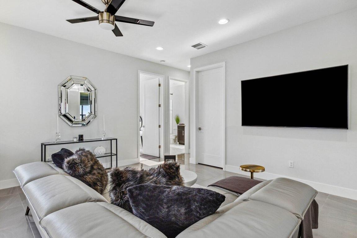 SKY COVE - Residential