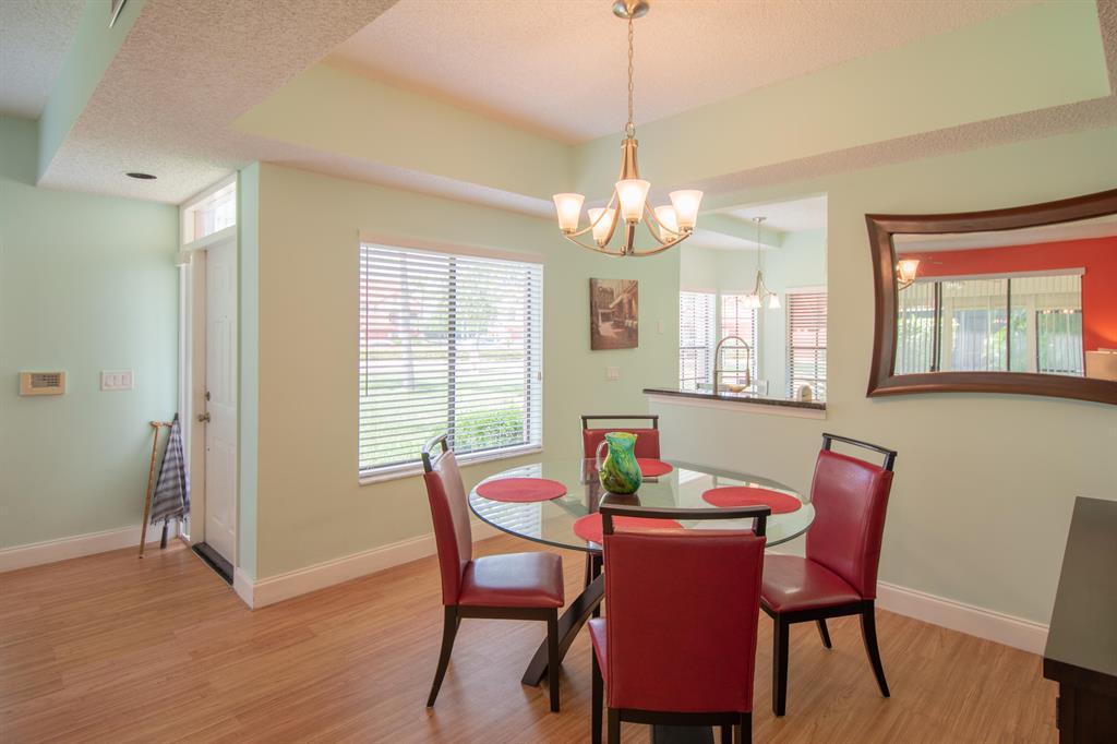 LEXINGTON CLUB VILLAS CONDO - Residential