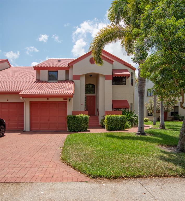 LEXINGTON CLUB VILLAS CONDO - Residential