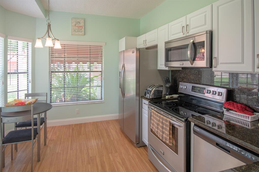 LEXINGTON CLUB VILLAS CONDO - Residential