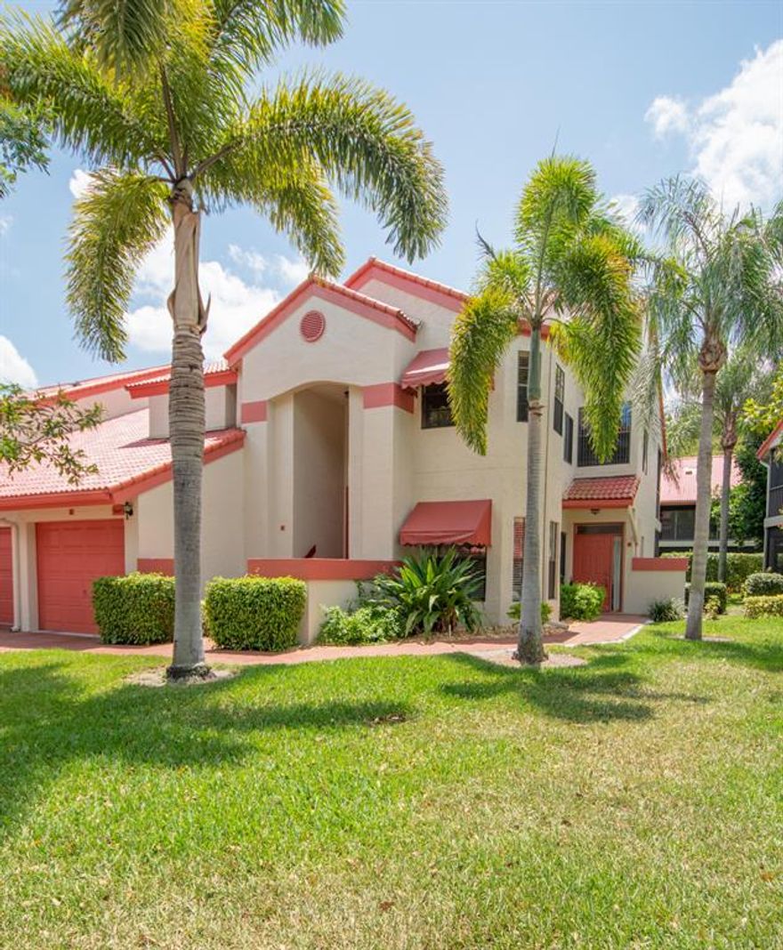 Lowest priced unit in Lexington Club! This updated 2 bedroom 2 bath first floor unit is conveniently located within walking distance to the club house and amenities. One car garage plus one spot in the drive and ample guest parking. Large screened in patio offers great outdoor living as well as an open spacious floor plan. Come see this beautiful unit today!