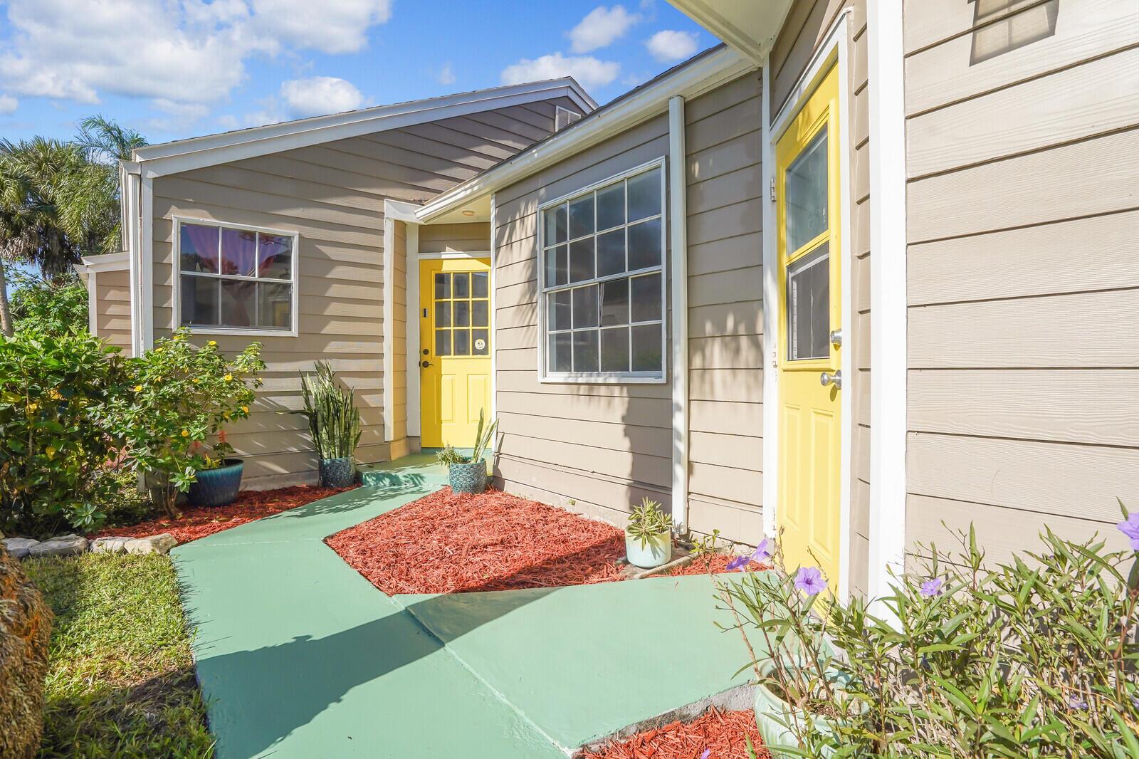 VICTORIA WOODS 1 - Residential