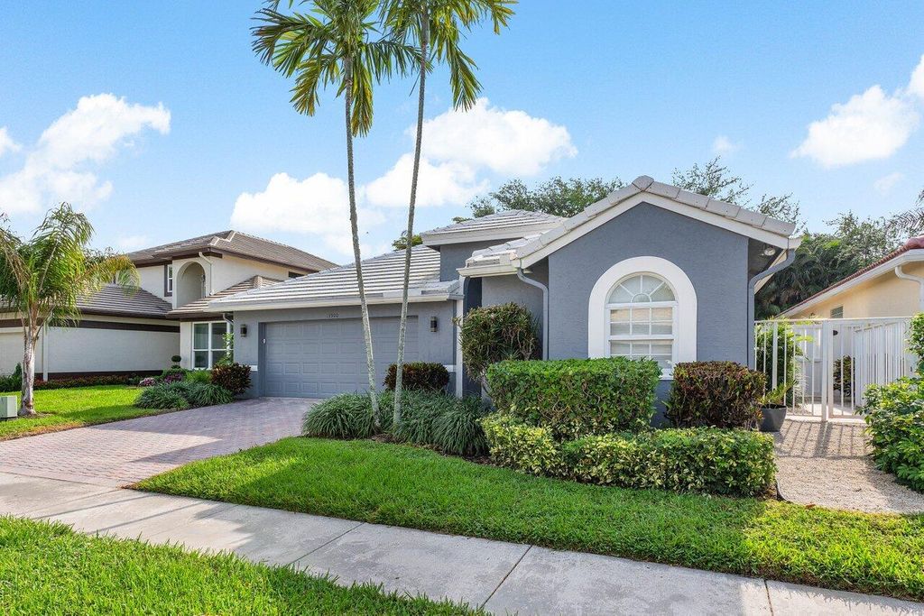Photo of 13500 Carrick Green Court, Delray Beach, FL 33446 (MLS # R10975102)