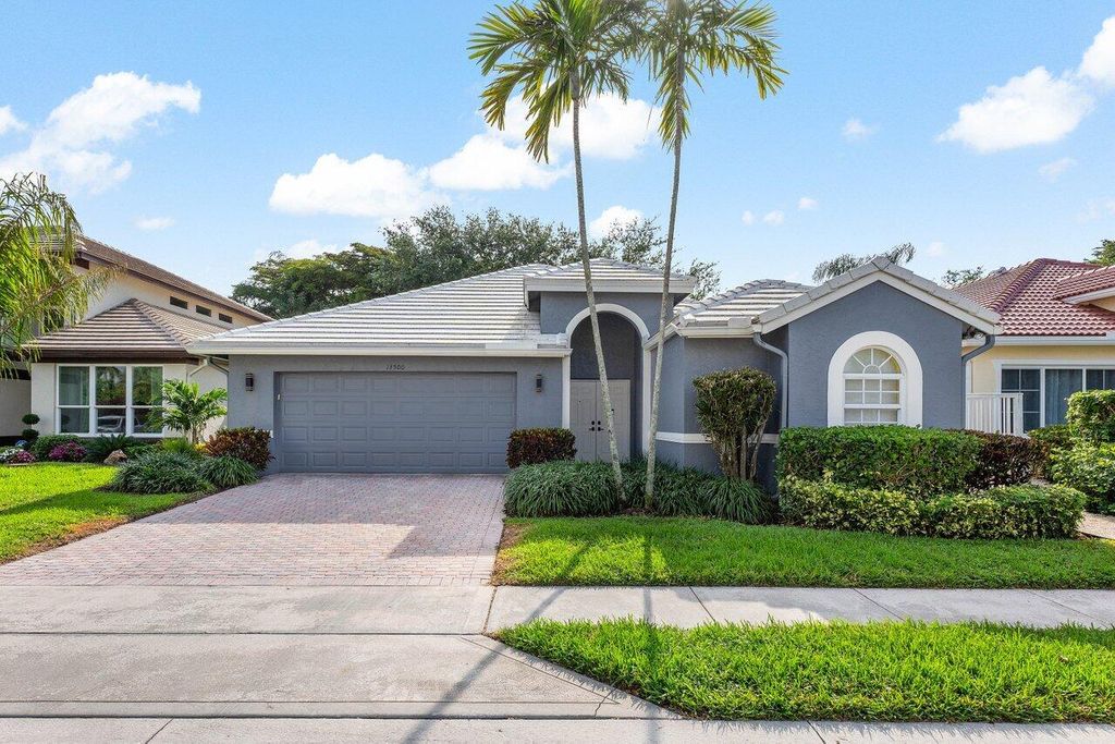 Photo of 13500 Carrick Green Court, Delray Beach, FL 33446 (MLS # R10975102)