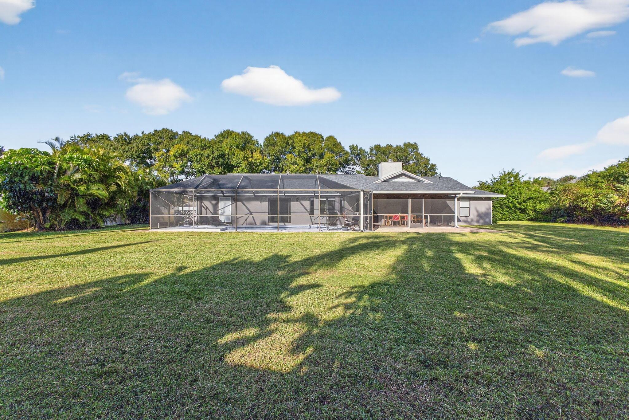 PINECREST LAKES - Residential