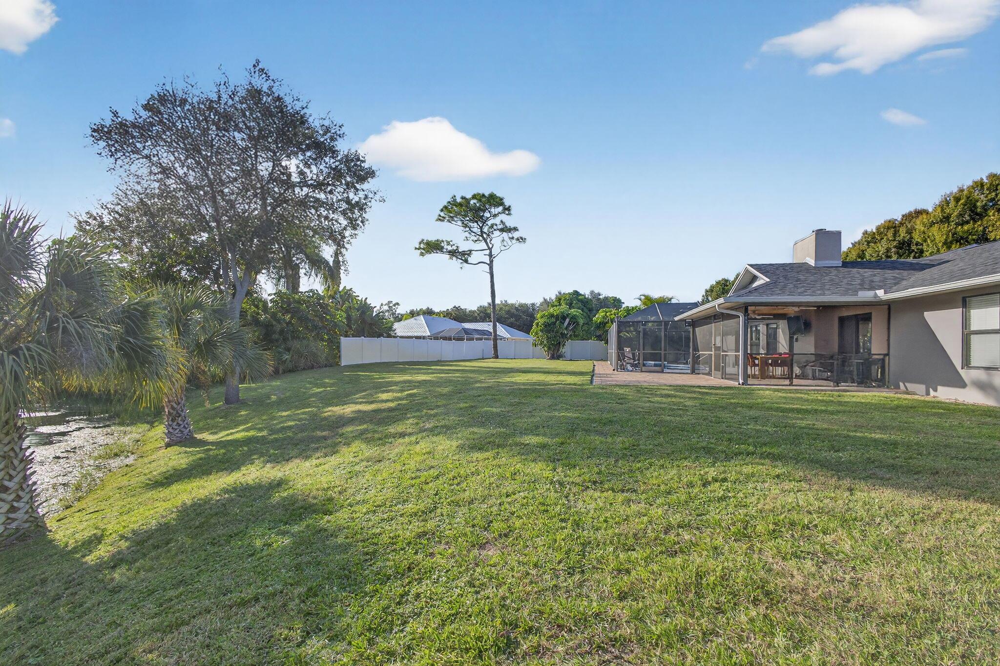 PINECREST LAKES - Residential