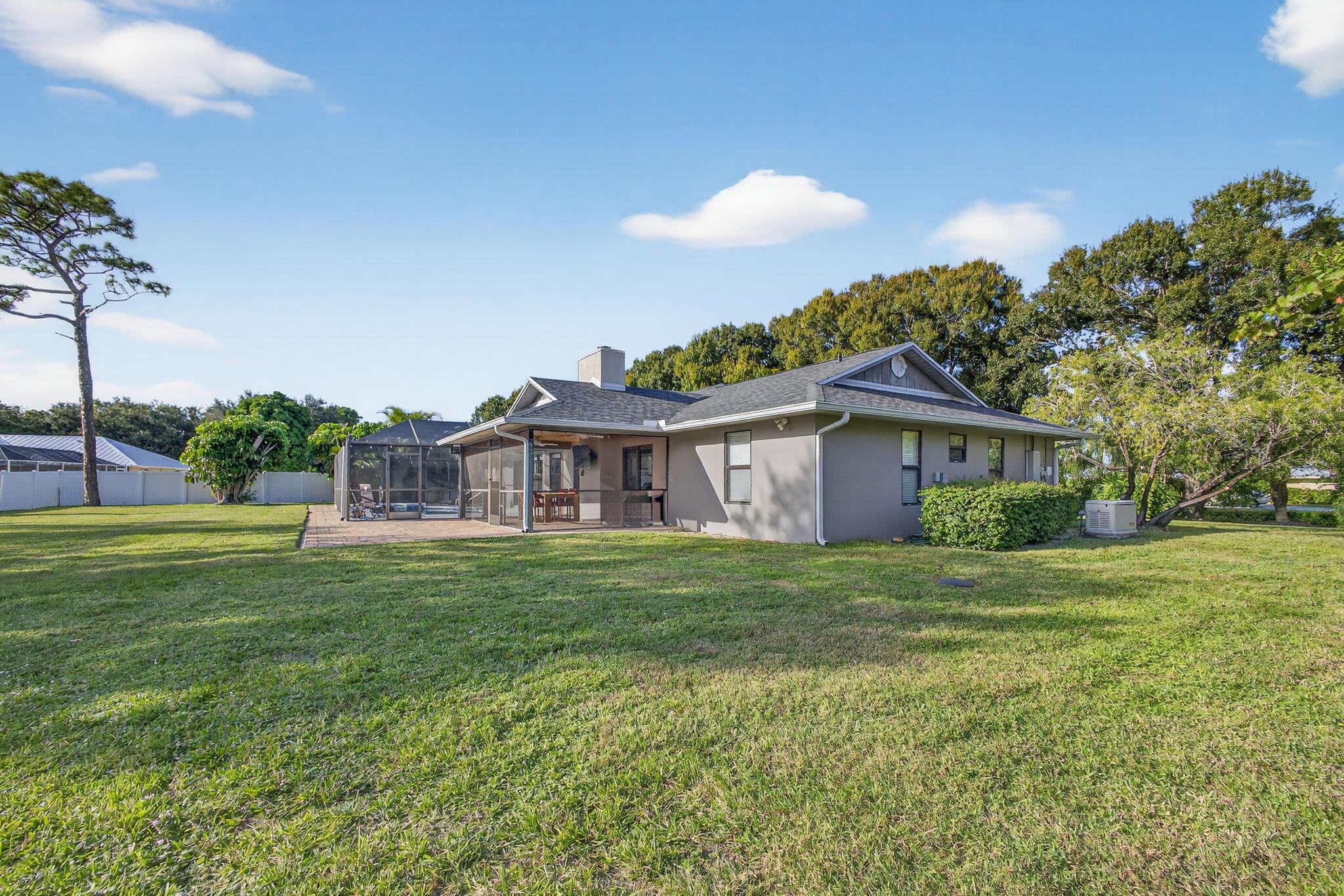 PINECREST LAKES - Residential