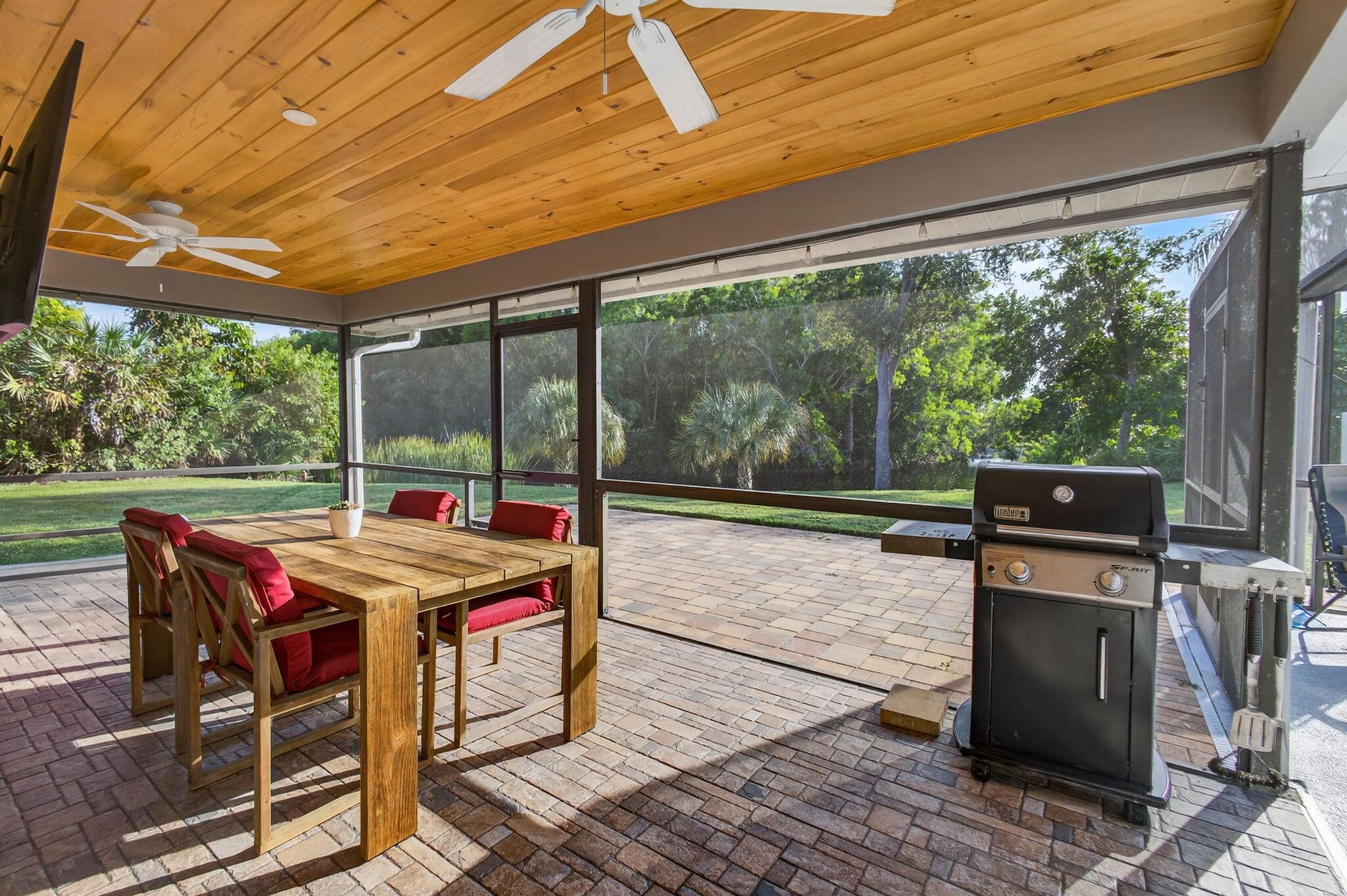 PINECREST LAKES - Residential