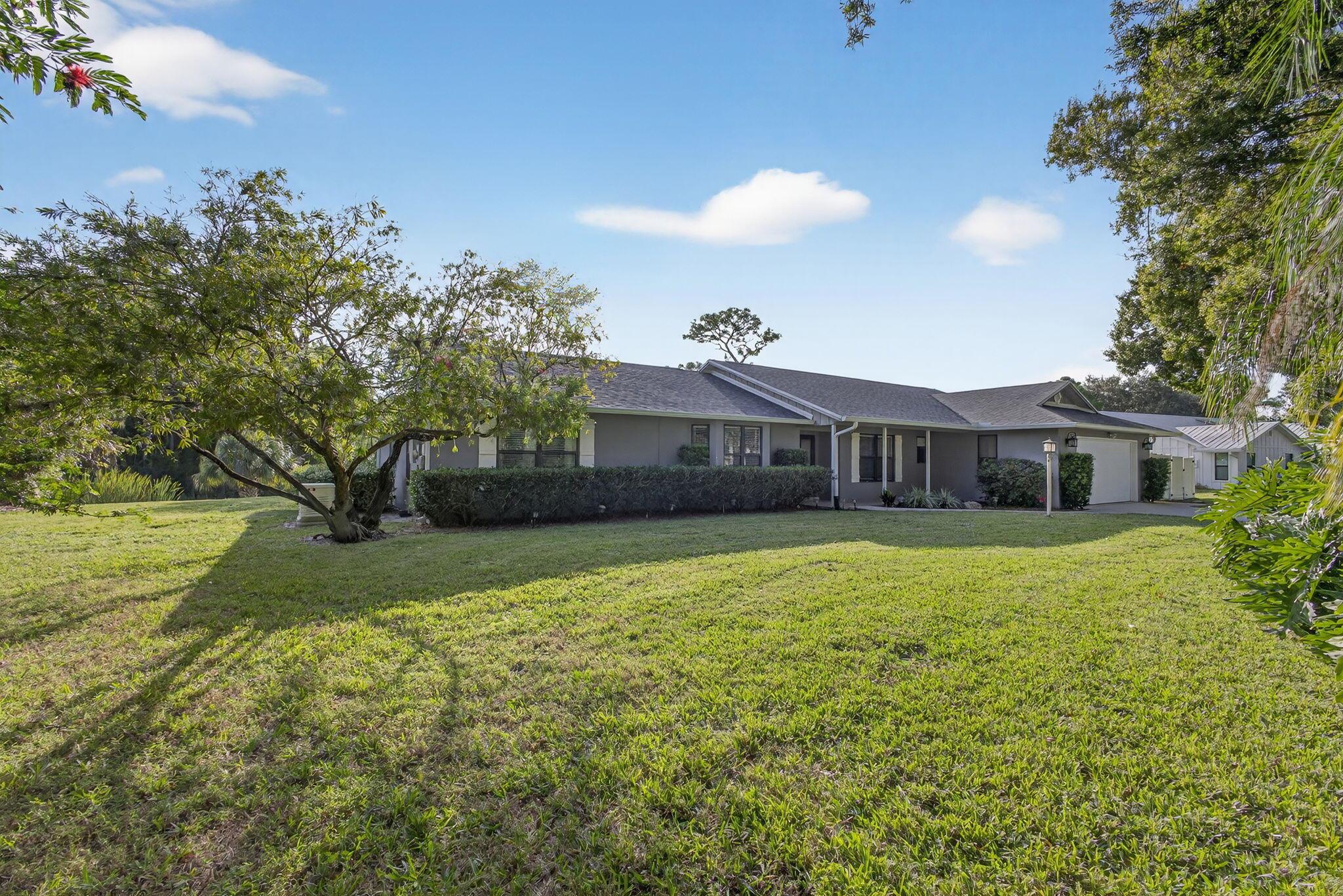 PINECREST LAKES - Residential