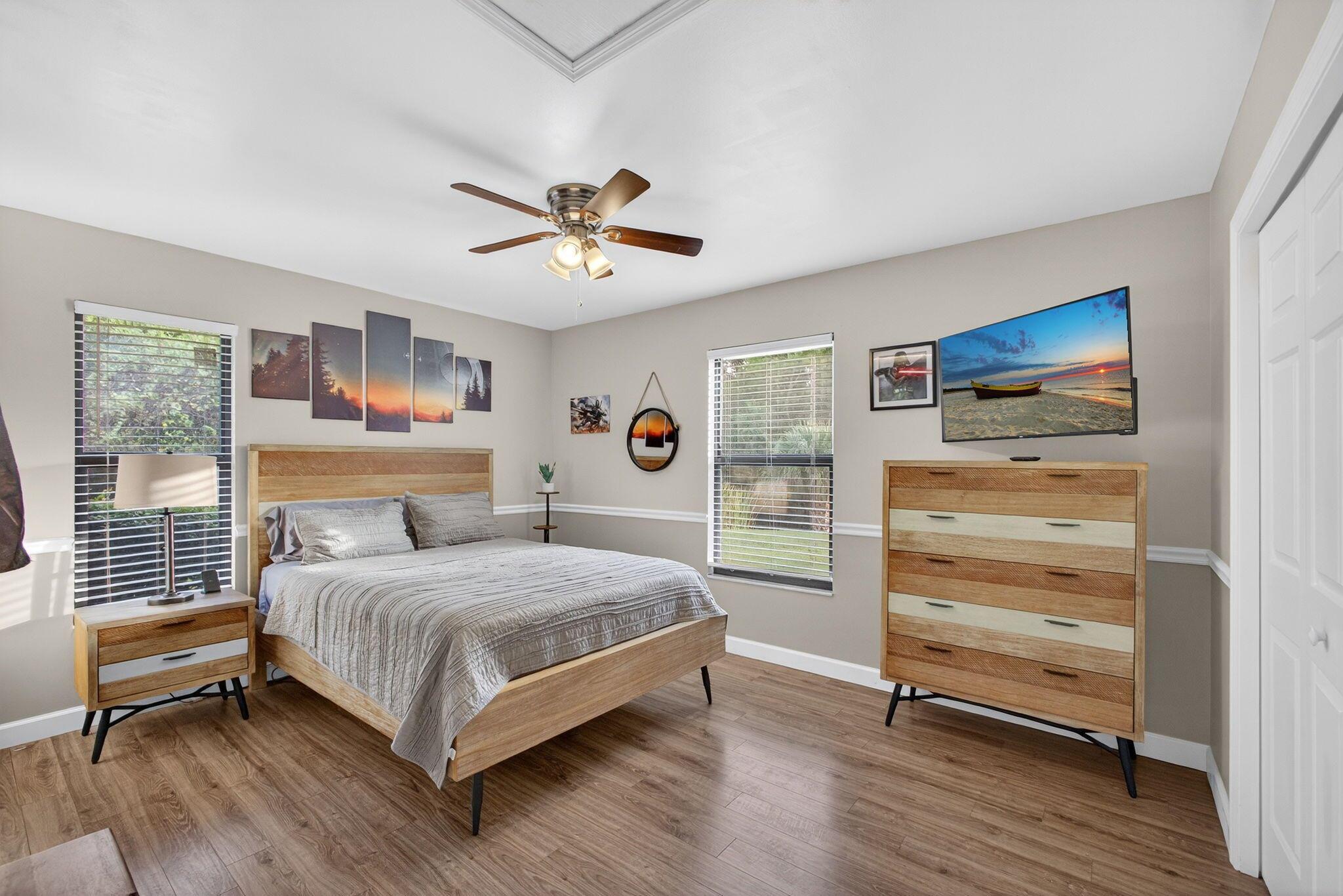 PINECREST LAKES - Residential