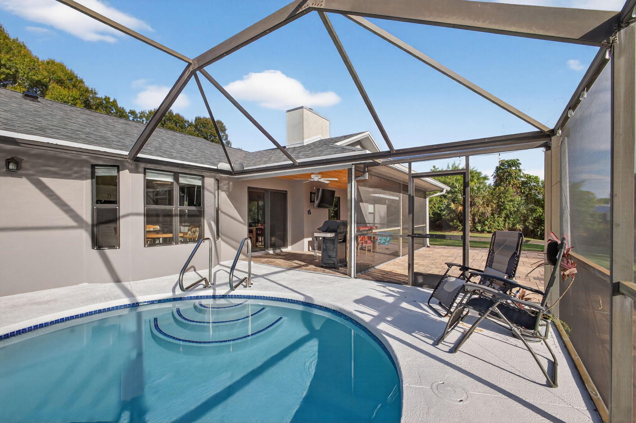 PINECREST LAKES - Residential