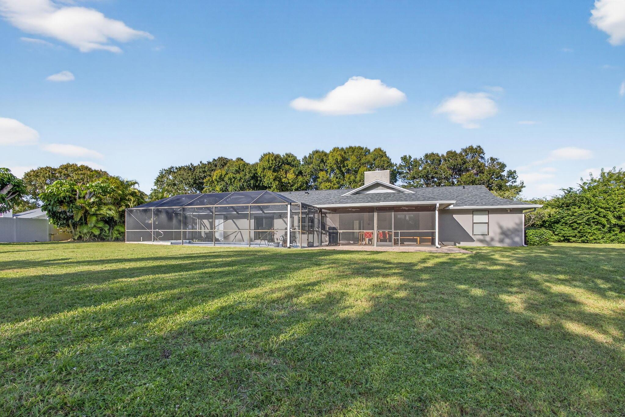 PINECREST LAKES - Residential