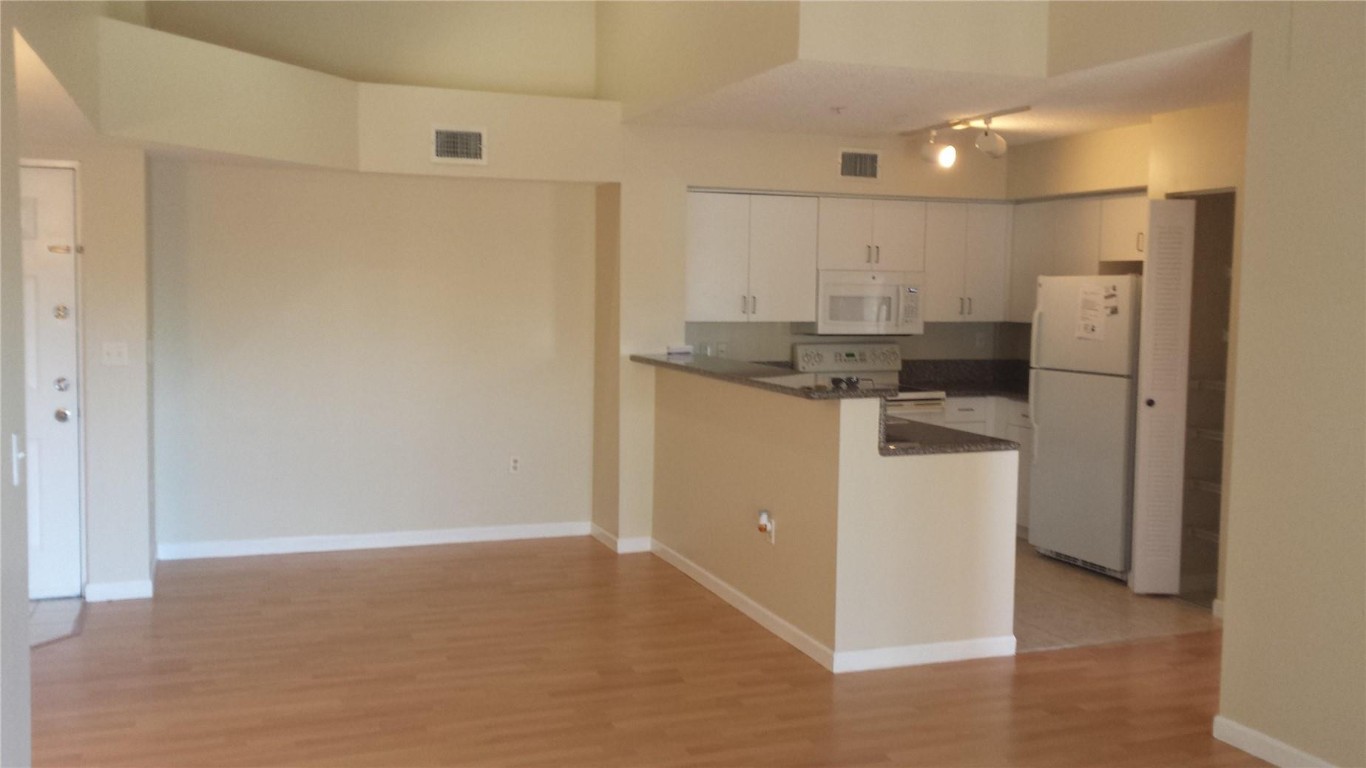 Enclave At Miramar - Residential Lease