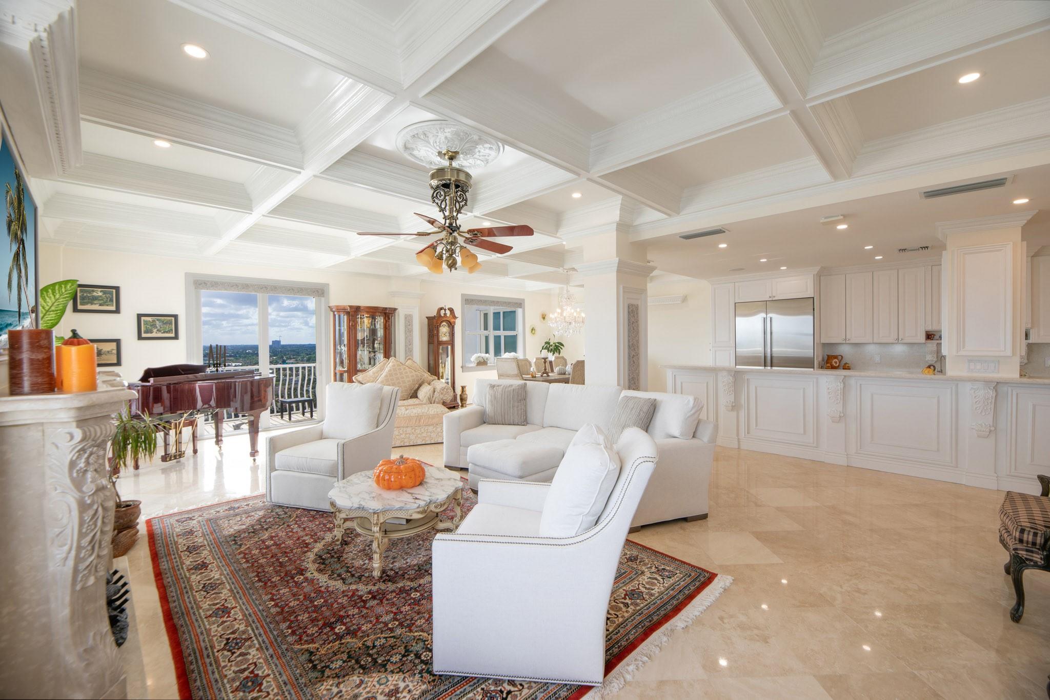 Venetian Condominium - Residential