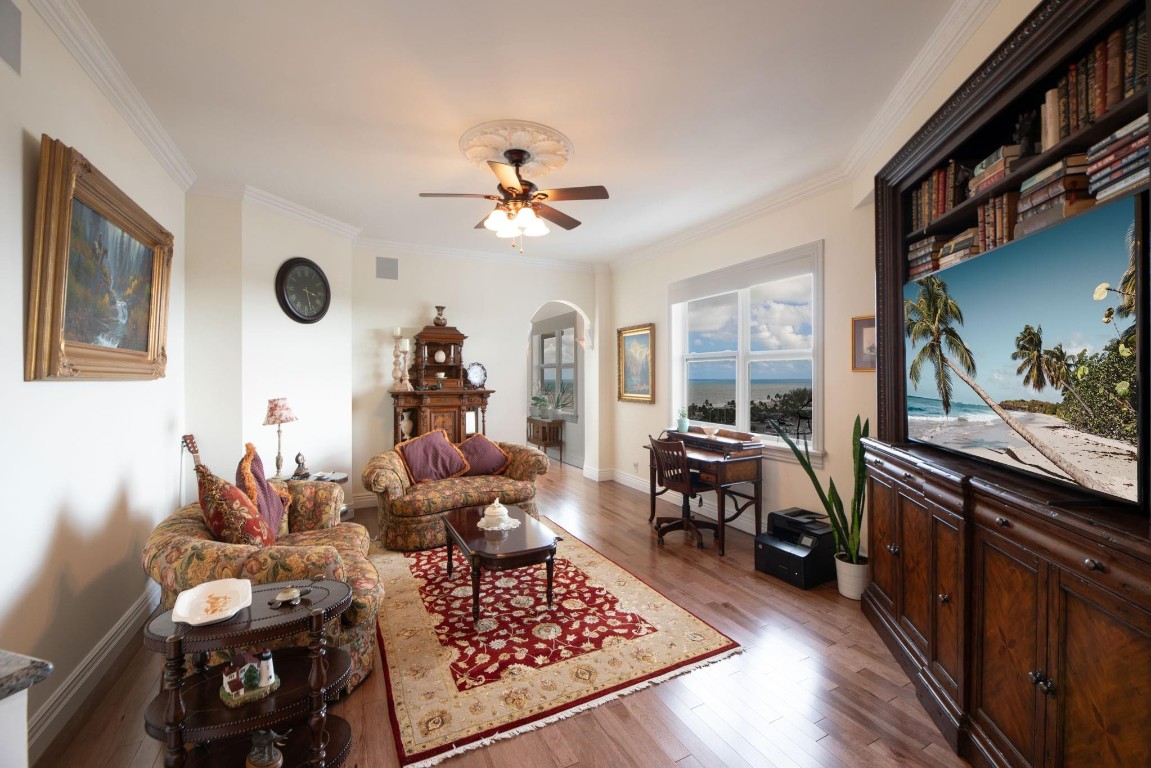 Venetian Condominium - Residential