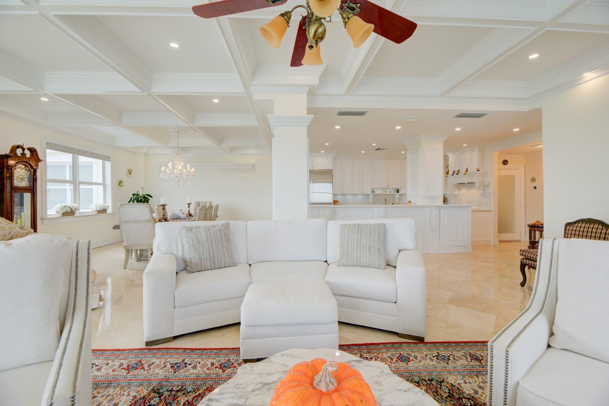 Venetian Condominium - Residential