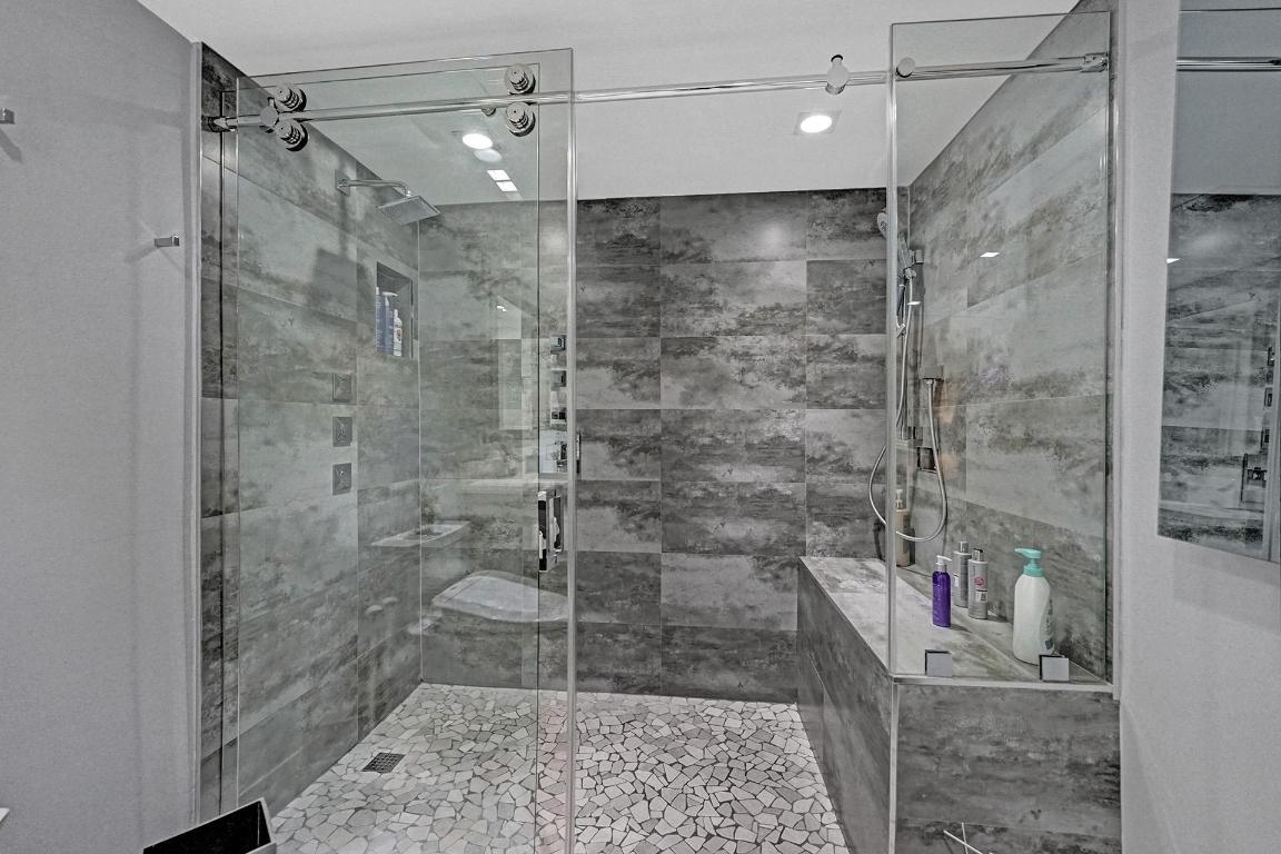 OVERLOOK CONDO - Residential