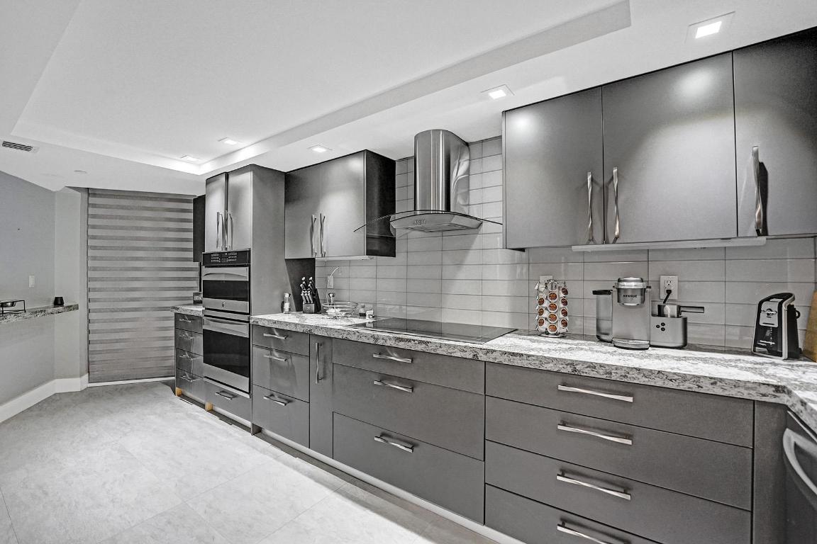 OVERLOOK CONDO - Residential