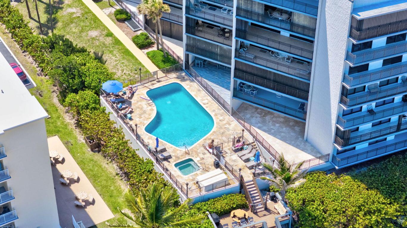 OVERLOOK CONDO - Residential