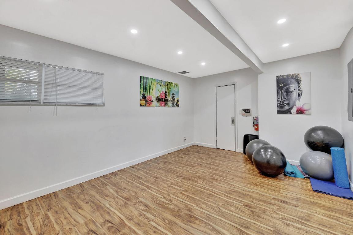 OVERLOOK CONDO - Residential