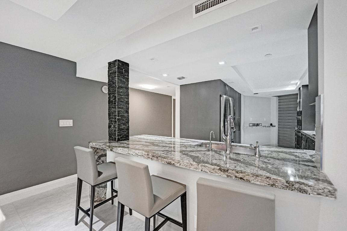 OVERLOOK CONDO - Residential