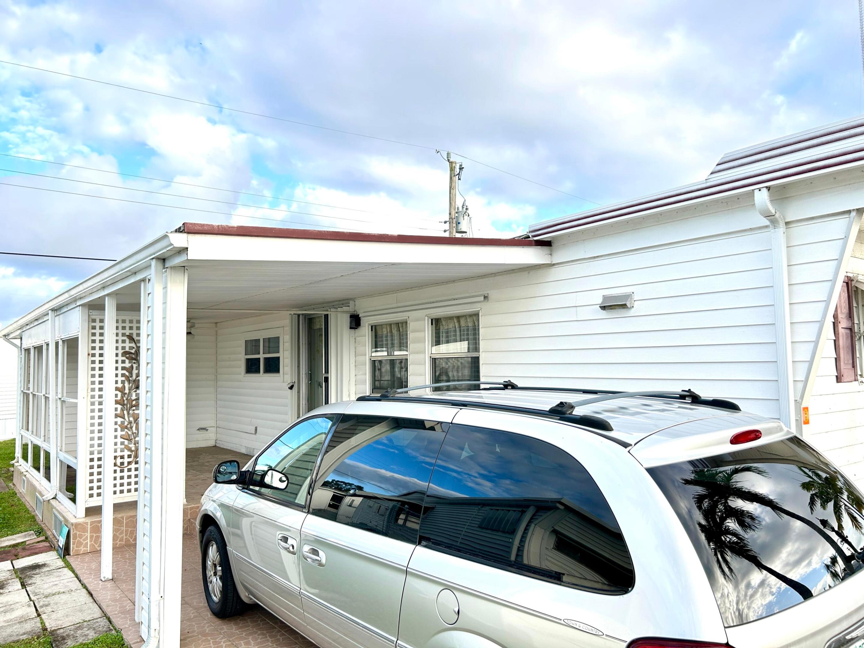 Orangebrook Harbor - Residential