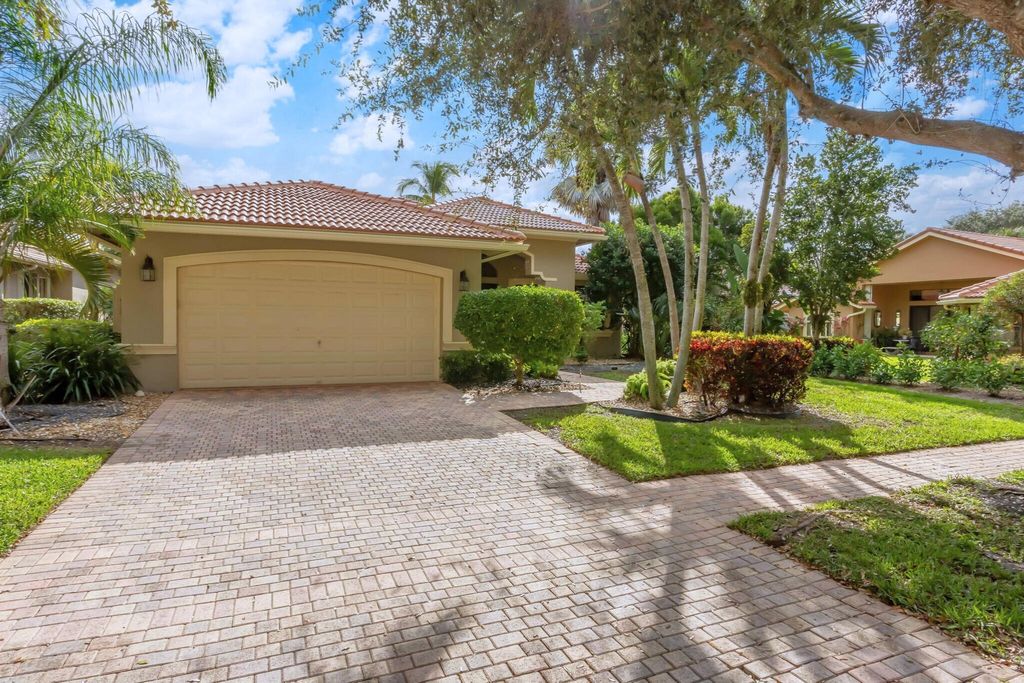 Photo of 7614 Via Grande, Boynton Beach, FL 33437 (MLS # R11156368)