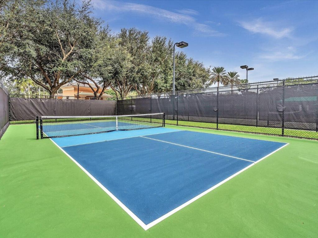 TIVOLI RESERVE - Residential