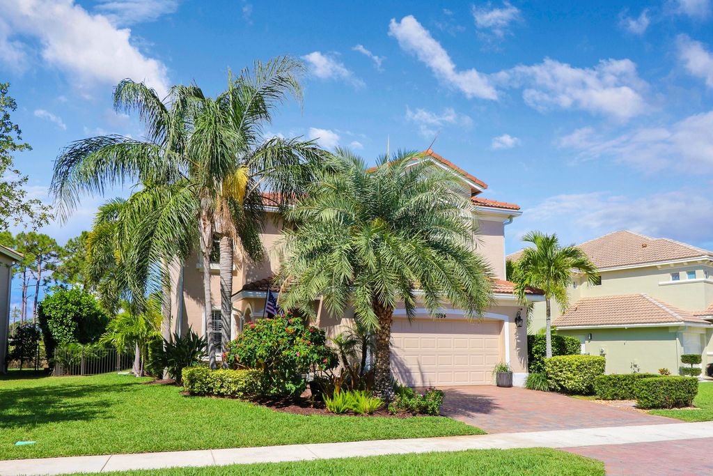 Photo of 7894 SE Heritage Boulevard, Hobe Sound, FL 33455 (MLS # R10984771)