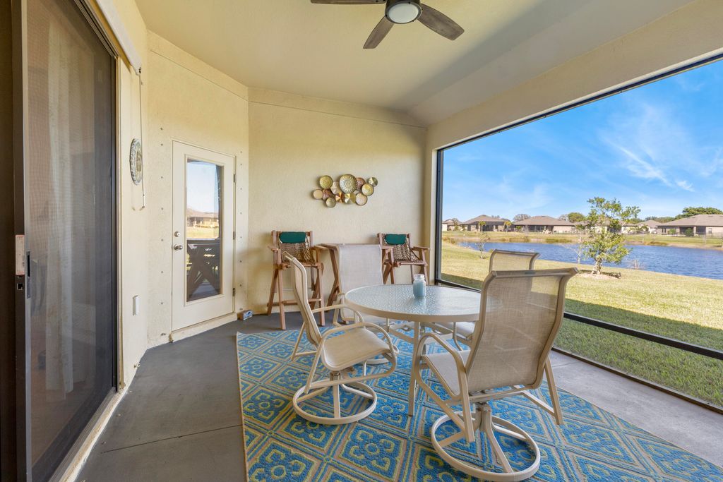 Photo of 80 56th Court, Vero Beach, FL 32968 (MLS # R11158838)