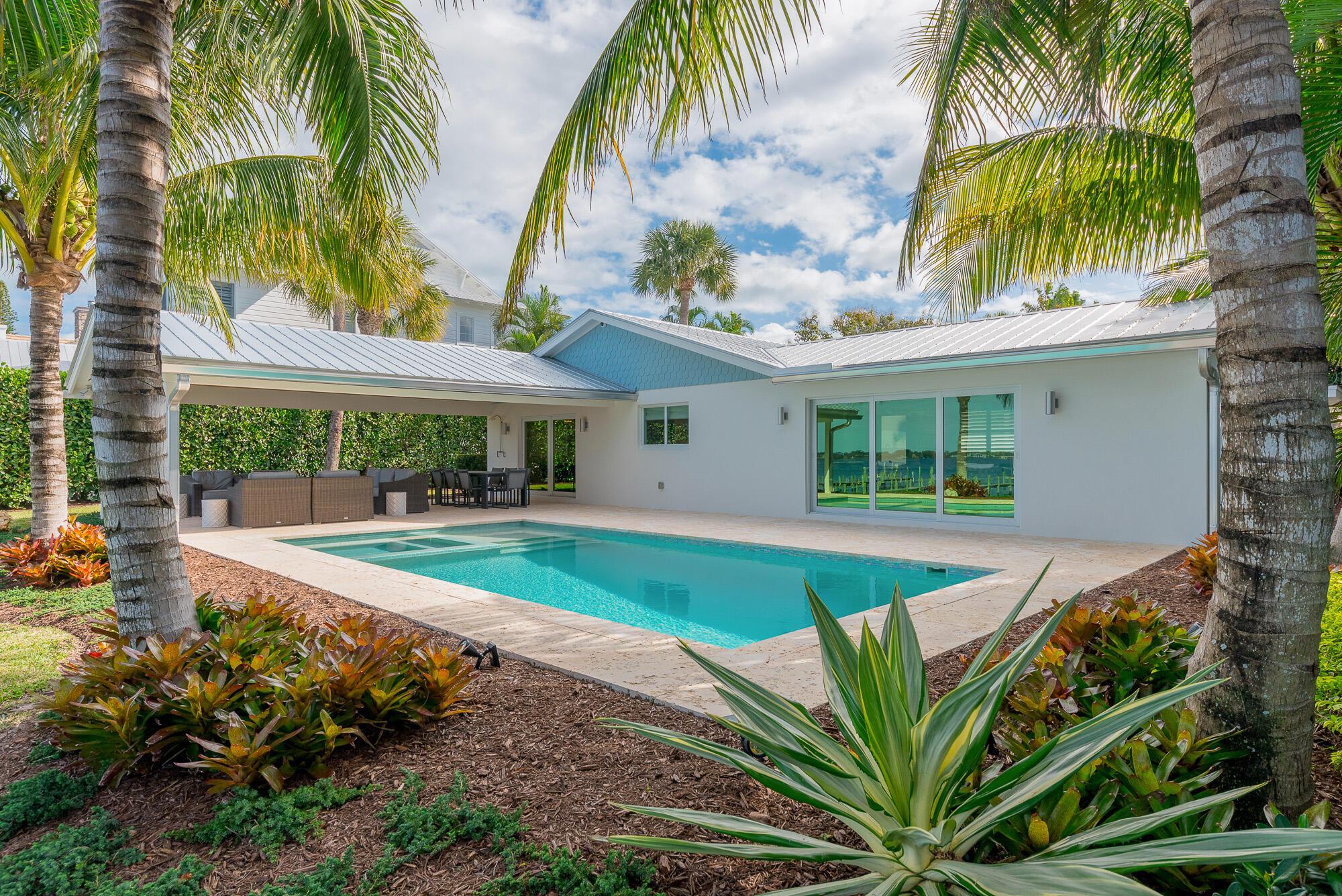 ST LUCIE ESTATES - Residential