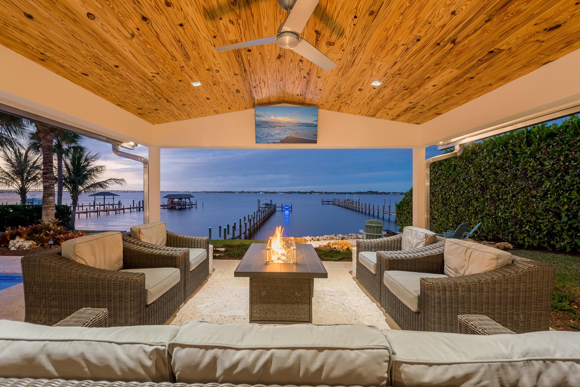 ST LUCIE ESTATES - Residential