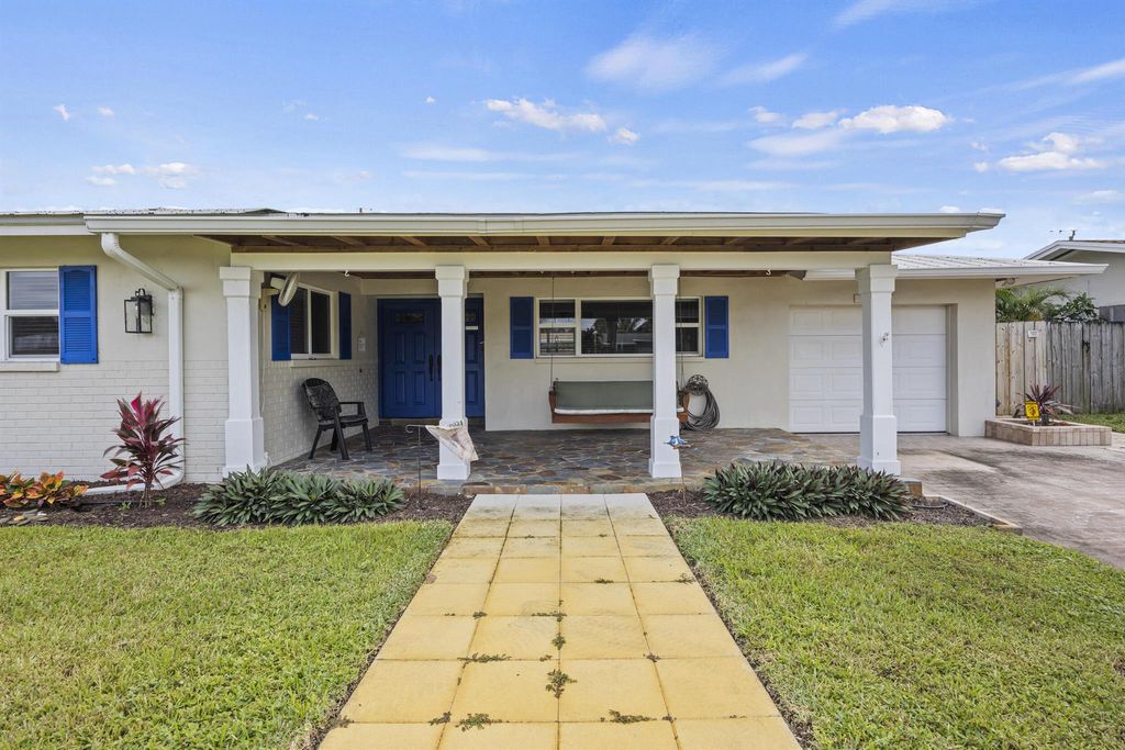 Photo of 3654 Cosmos Street, Palm Beach Gardens, FL 33410 (MLS # R11133753)