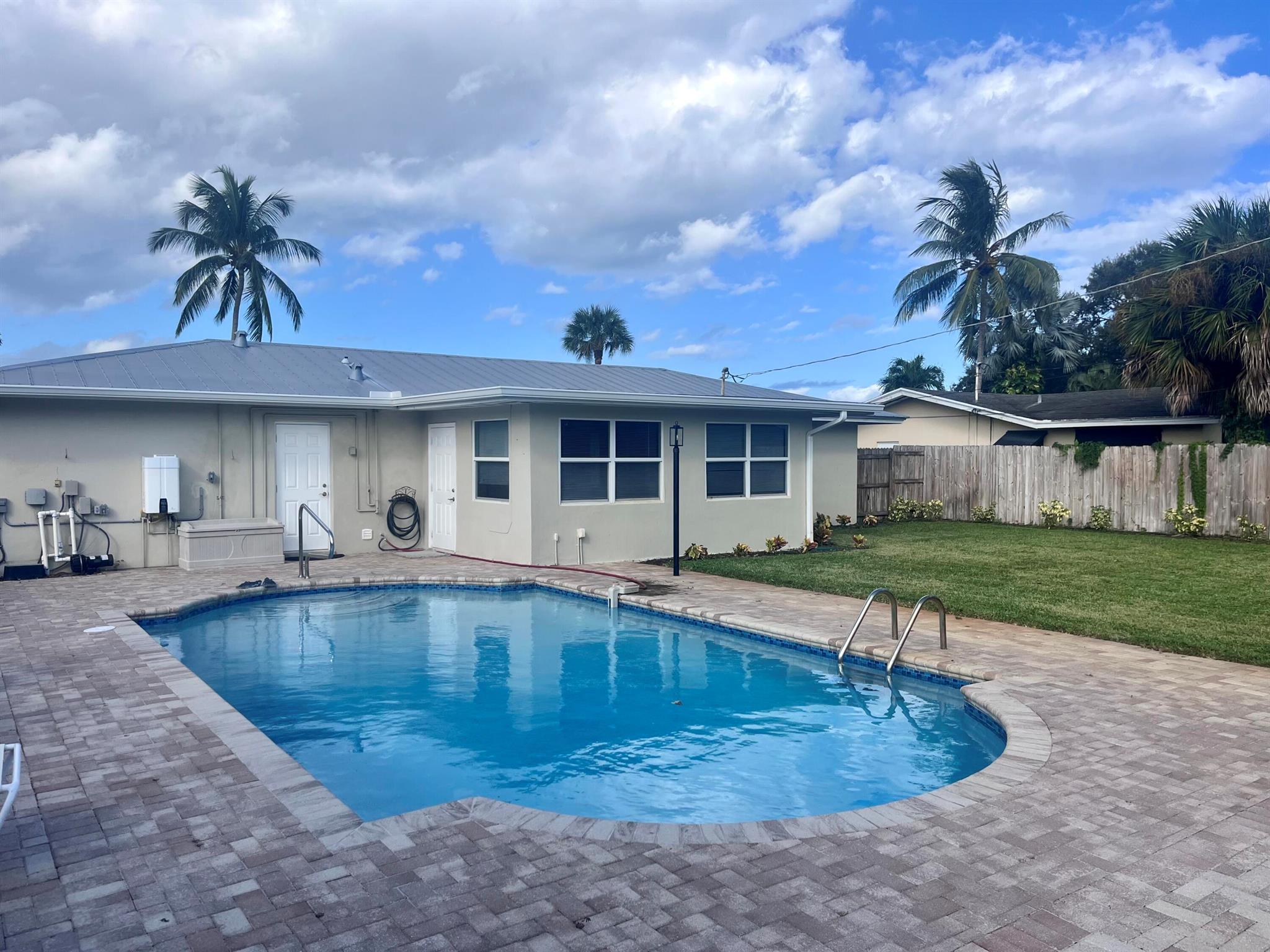 View photos, virtual tours, details... 3654 Cosmos Street