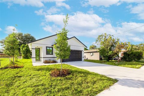 Homes with One Acre Plus in Florida's Treasure Coast 19 1605 N 23rd Street Fort Pierce FL 34950