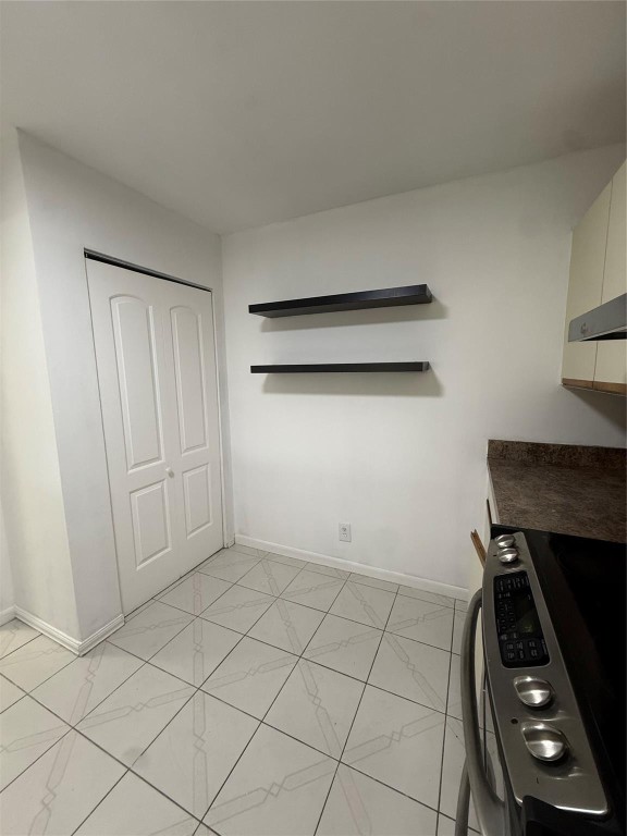 Saxon Woods North Condo - Residential Lease