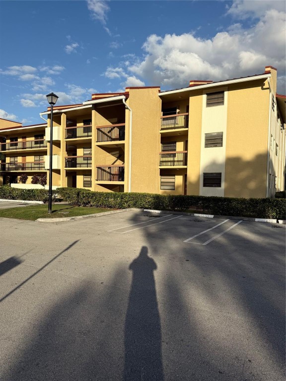 Saxon Woods North Condo - Residential Lease