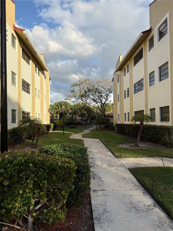 Saxon Woods North Condo - Residential Lease
