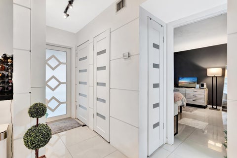Tiny photo for 400 SE 10TH Street #302, Deerfield Beach, FL 33441 (MLS # B26069656)