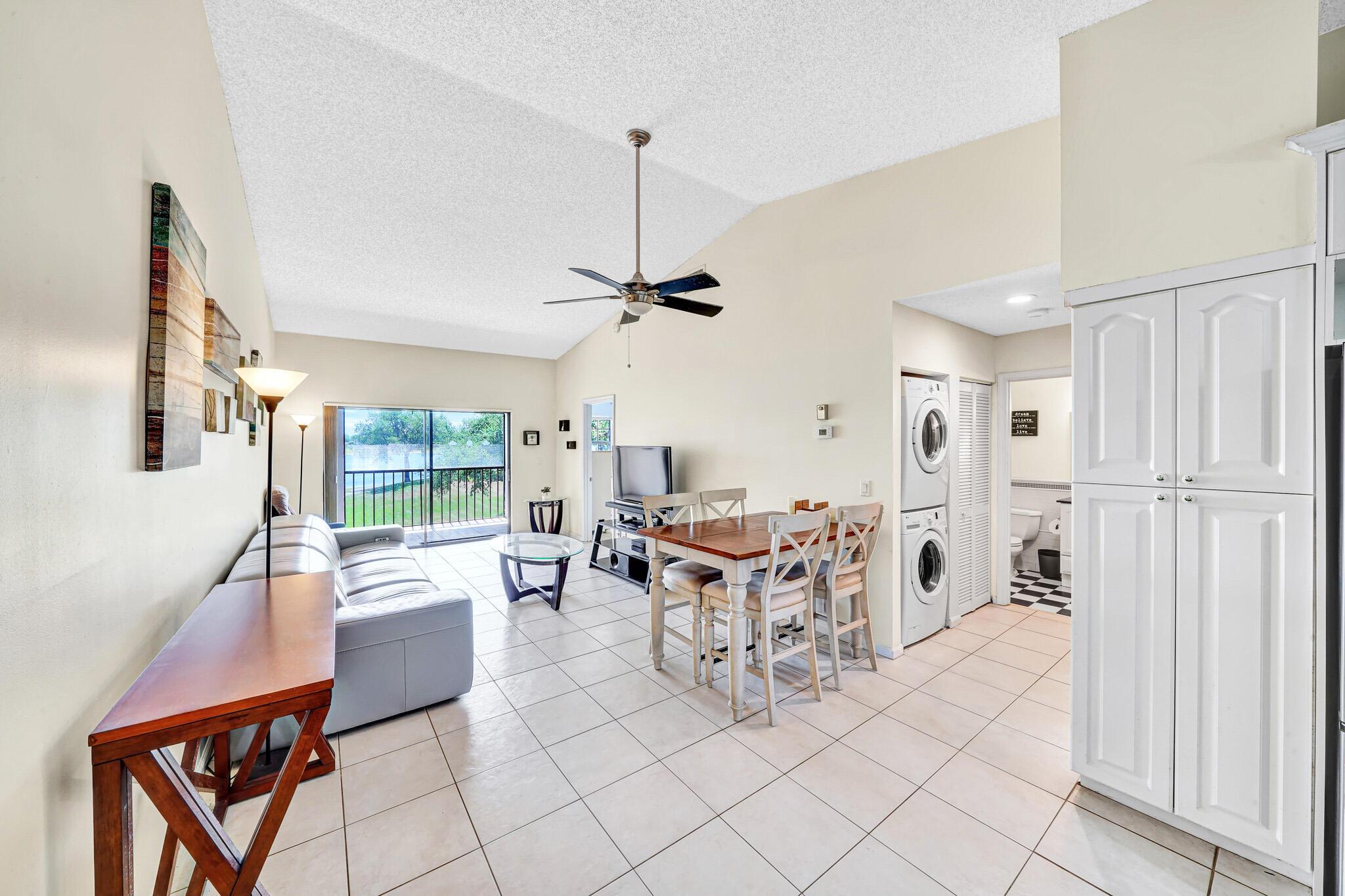 3050 Norwood Place N208