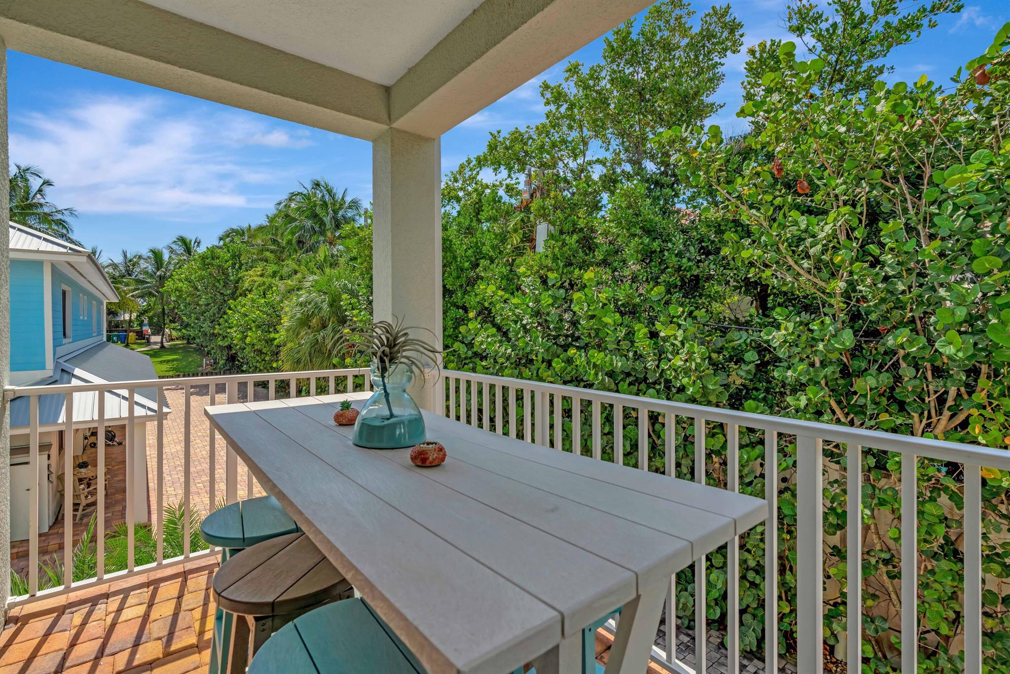 MERCURY RISING - Residential Lease