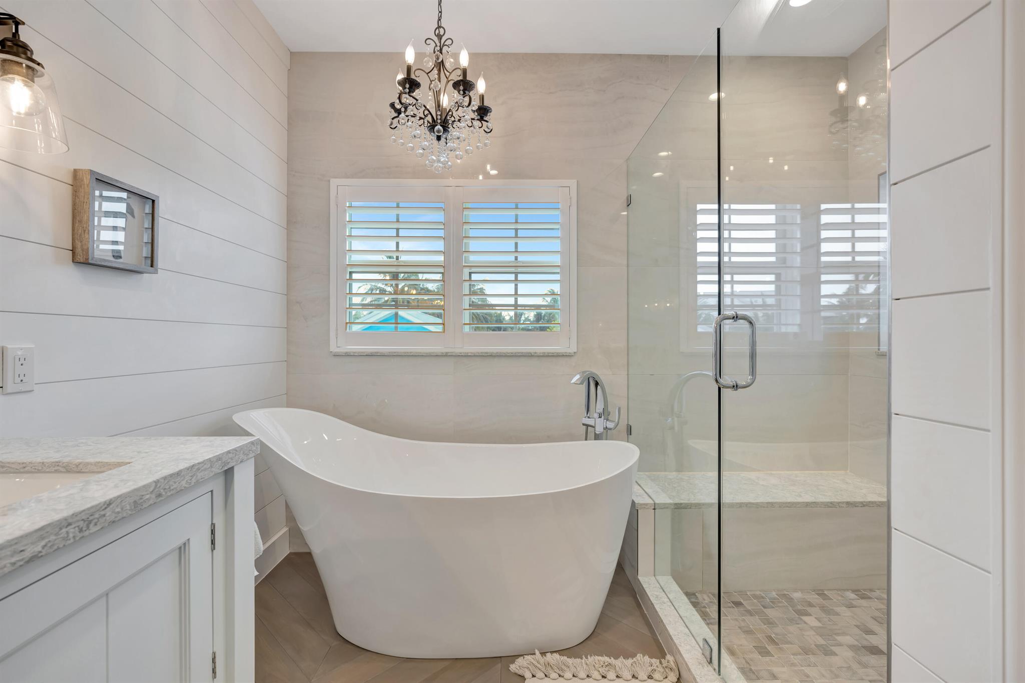 MERCURY RISING - Residential Lease