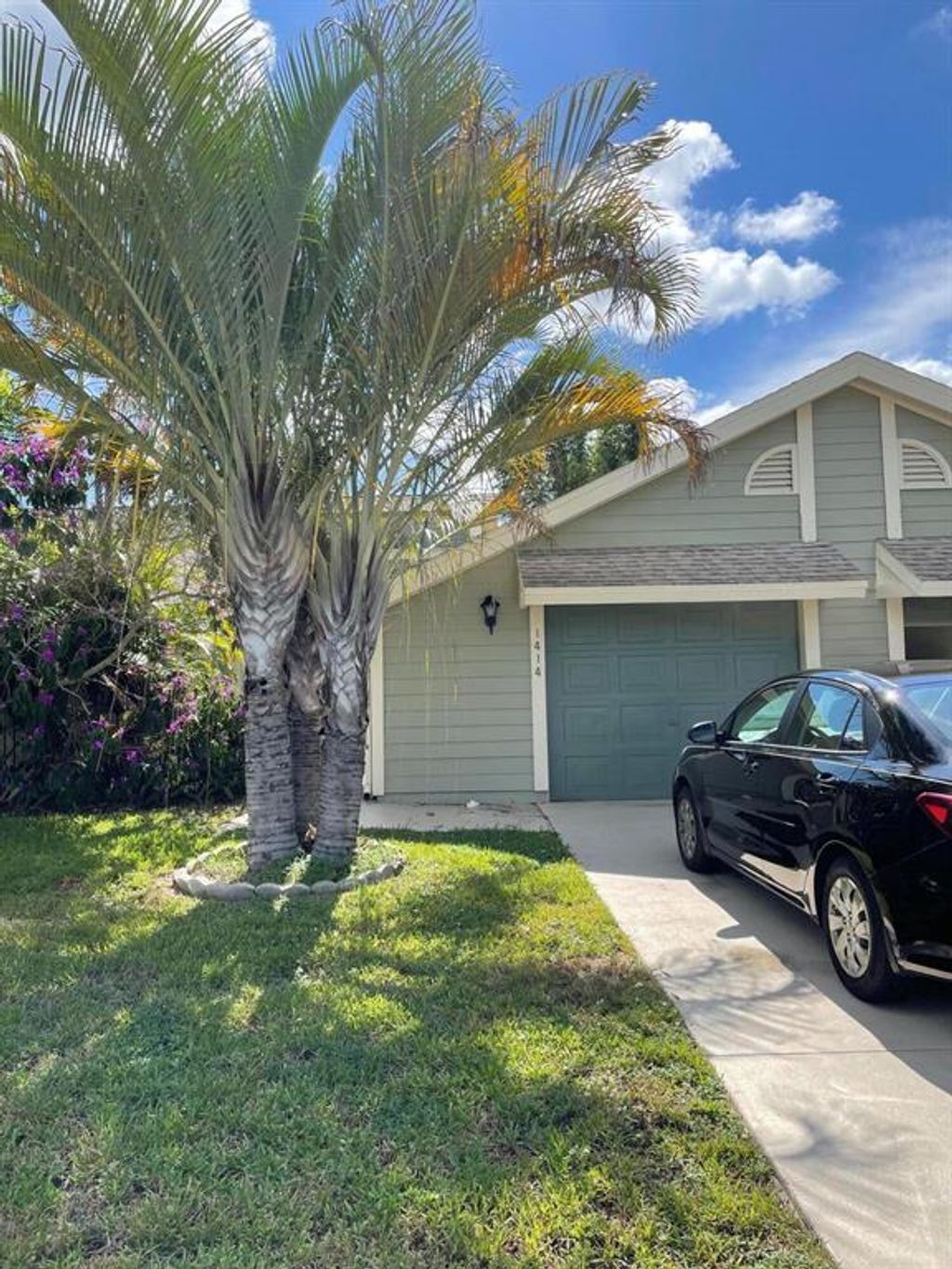 Photo of 1414 SE Colchester Circle Cir, Port Saint Lucie, FL 34952 (MLS # R10825338)