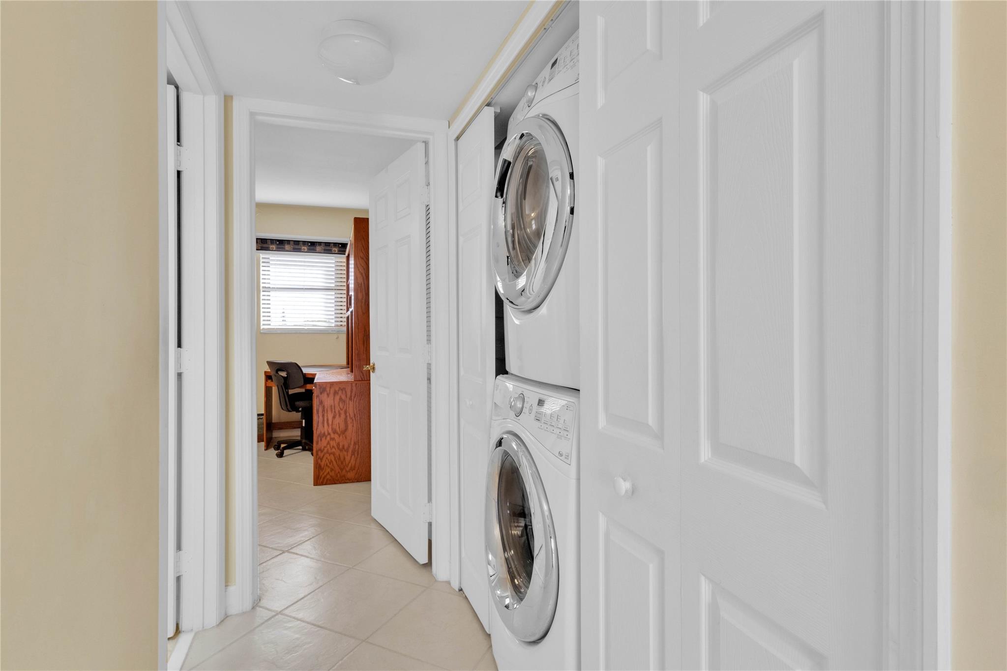 Racquet Club of Vero - Residential