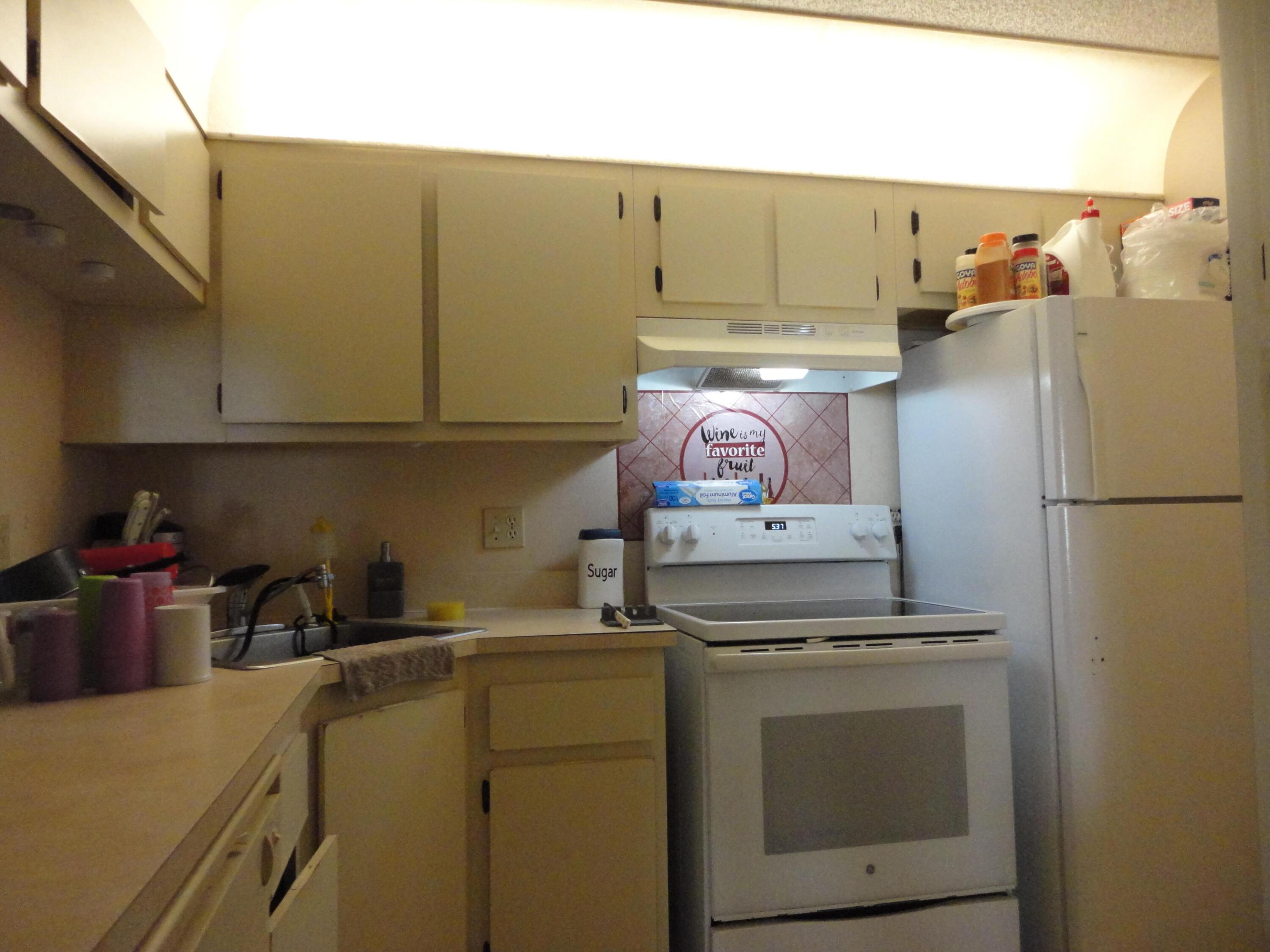 CHARTER CLUB OF PALM BEACH CONDO - Residential