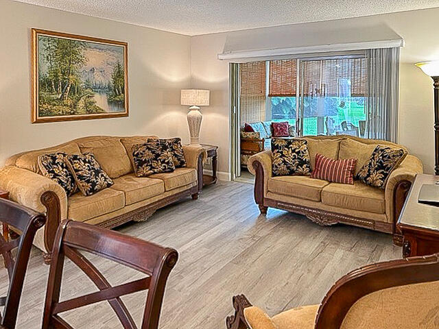 NETTLE GARDENS - Residential