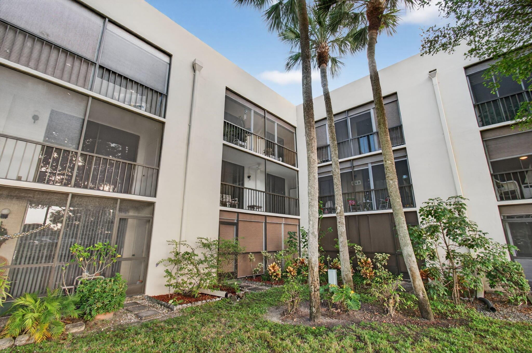 LAS VERDES - Residential